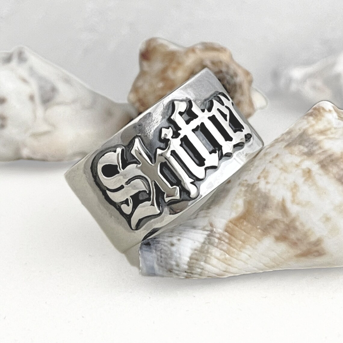 12 MM erkek Gotik Yüzükler Kiş - Initial Ring Custom incelemesi ve fiyatı